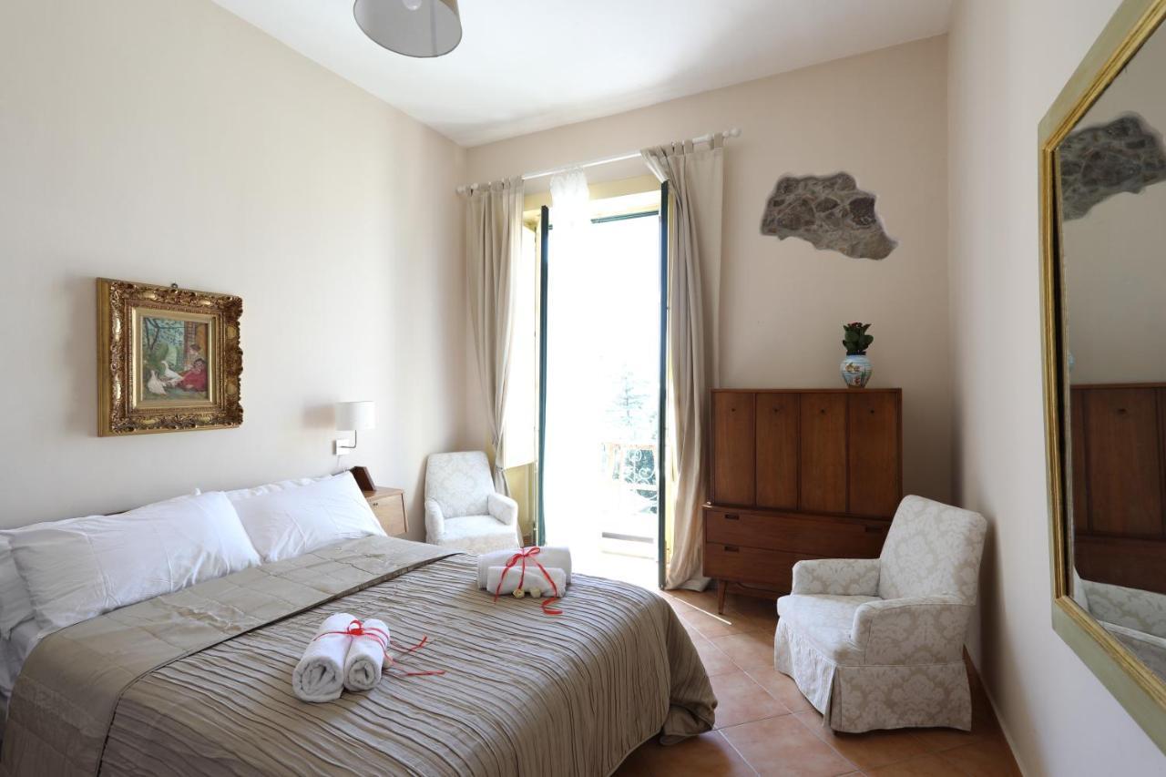 Greek Theater - Sea View Apartment 타오르미나 외부 사진